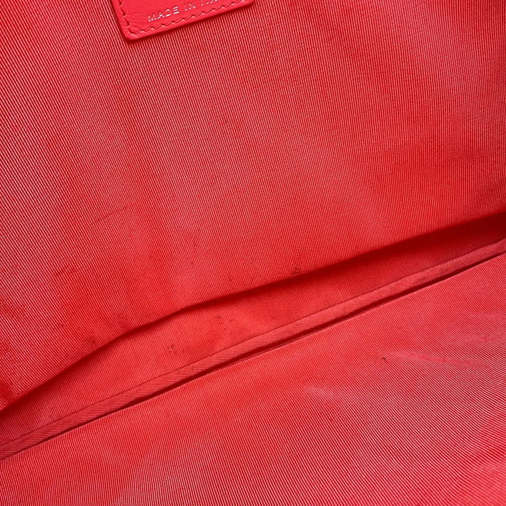 CHANEL Bag - Picture 9 of 14